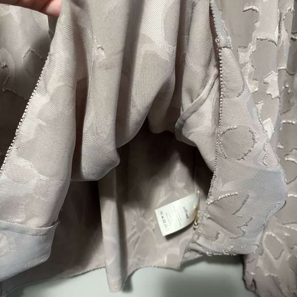 Wilfred Lourdes Long Sleeve Blouse Silk Taupe - Picture 8 of 12